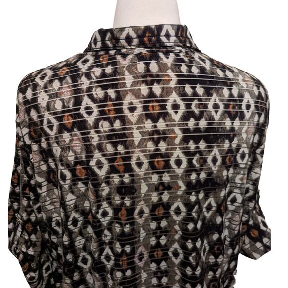 3/4 Sleeve Collared Shirt with Pockets Size Size PXL - Picture 5 of 6